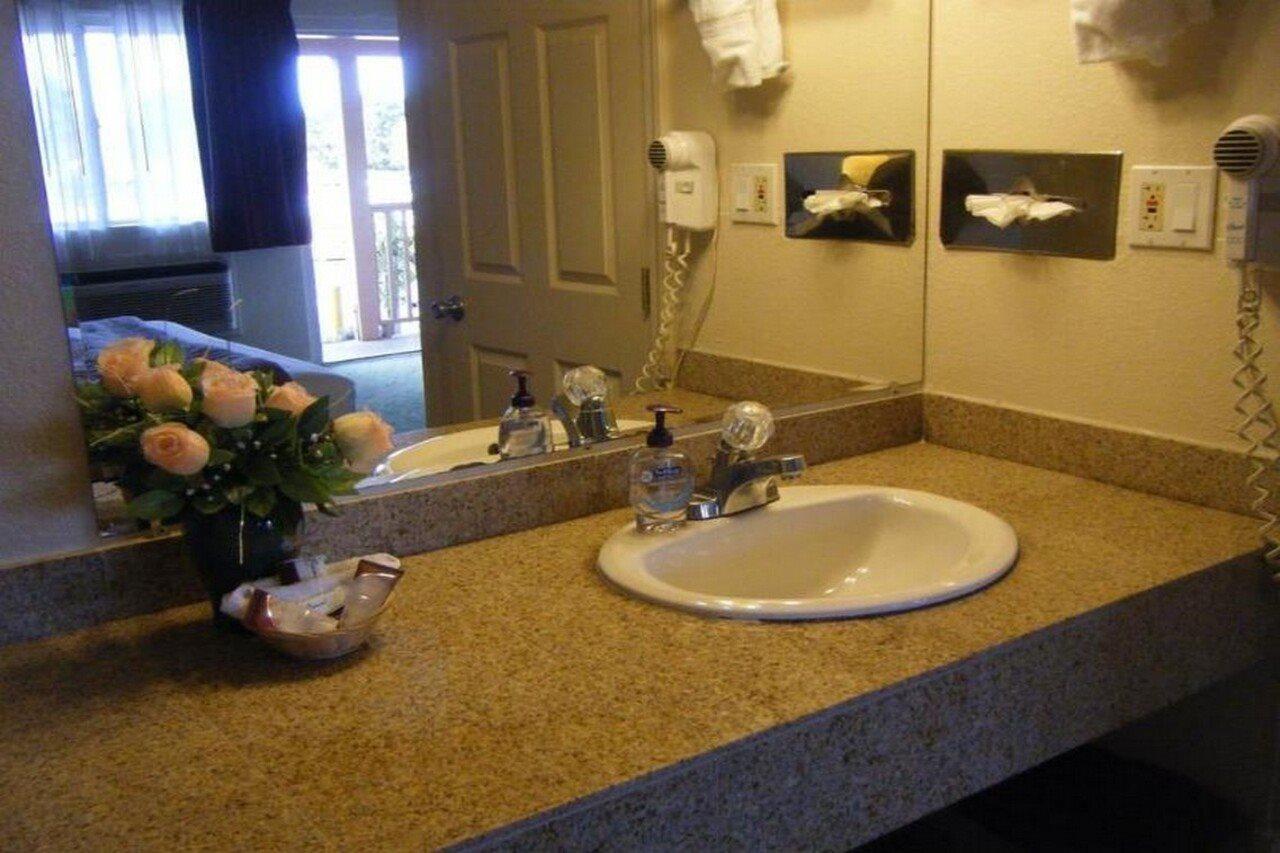 Rodeway Inn Near Downtown Monterey Luaran gambar