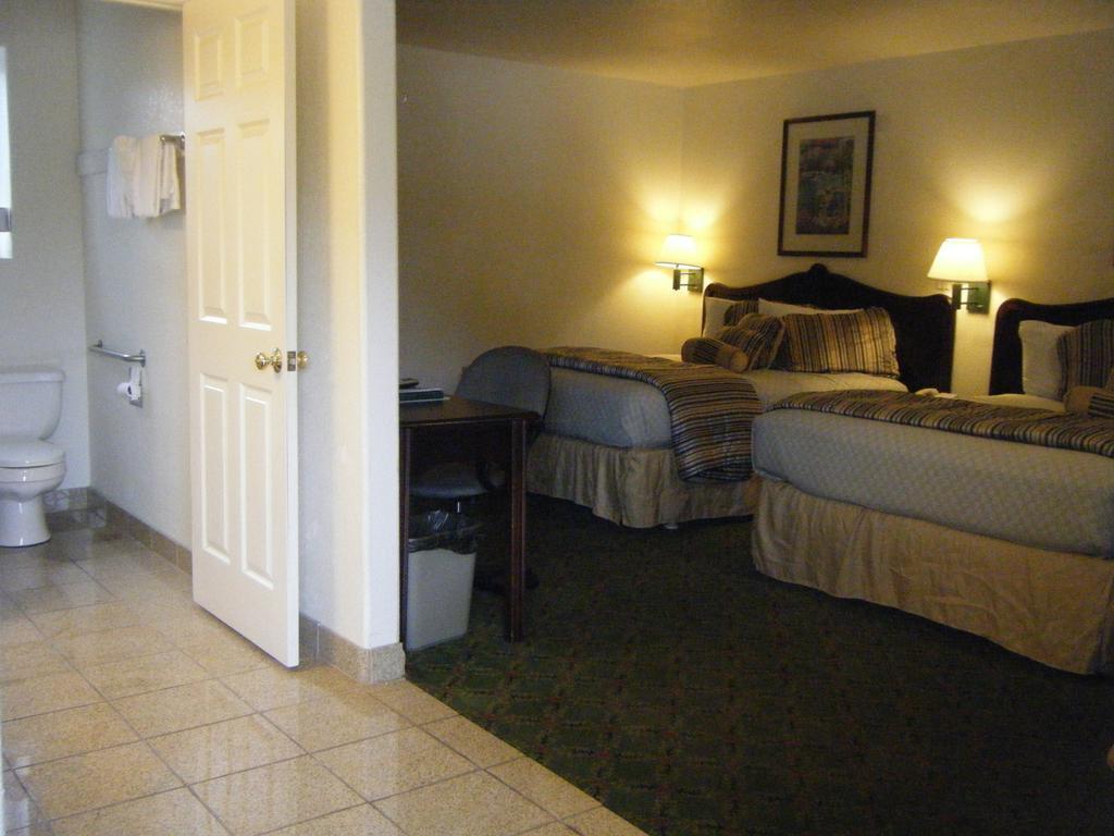 Rodeway Inn Near Downtown Monterey Luaran gambar
